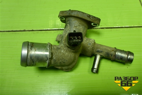 Фланец двигателя системы охлаждения (1.6л G4FC) для Hyundai Solaris с 2010-2016г (Солярис)