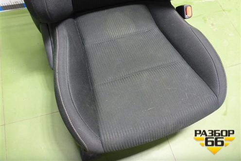 Сиденья комплект (AIR BAG подогрев) для Toyota Rav-4 с 2012-2019г (Рав 4)