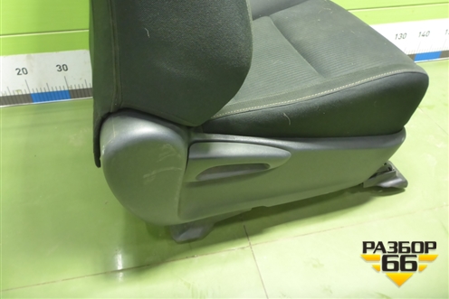 Сиденья комплект (AIR BAG подогрев) для Toyota Rav-4 с 2012-2019г (Рав 4)