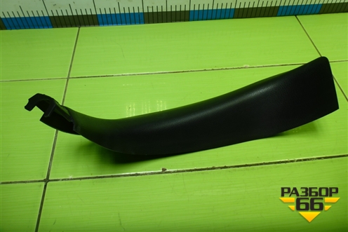 Обшивка двери багажника (левая) (6793842050) для Toyota Rav-4 с 2012-2019г (Рав 4)