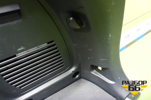 Обшивка багажника правая (нижняя) (6473042092) для Toyota Rav-4 с 2012-2019г (Рав 4)