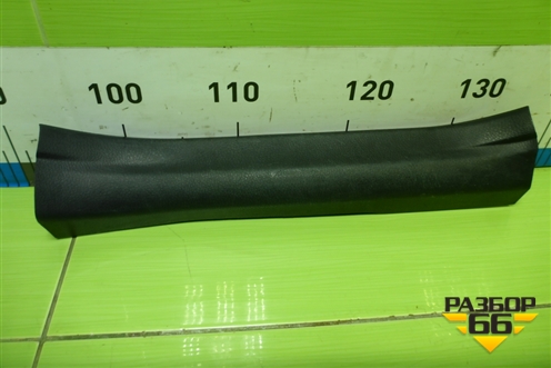 Накладка порога внутренняя заднего левого (6791842070) для Toyota Rav-4 с 2012-2019г (Рав 4)