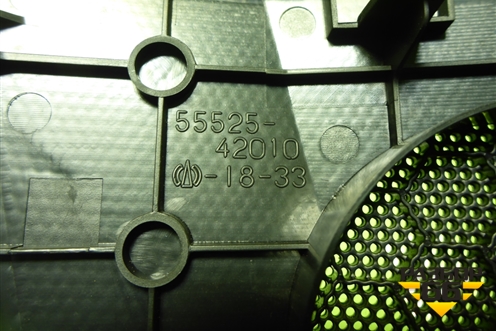 Решетка динамика (на торпедо правая) (5552542010) для Toyota Rav-4 с 2012-2019г (Рав 4)