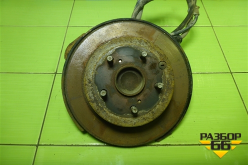 Кулак задний левый для Toyota Rav-4 с 2012-2019г (Рав 4)