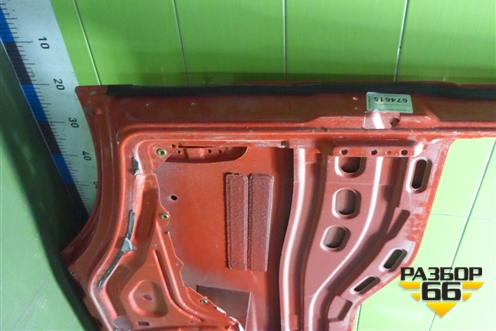 Дверь левая (81006700149) для Howo T5G