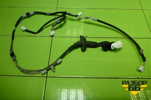 Проводка двери задней левой (8215442030) для Toyota Rav-4 с 2012-2019г (Рав 4)