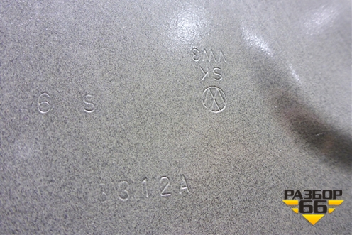 Дверь задняя правая (760833112A) для Volkswagen Touareg с 2018г (Туарег)