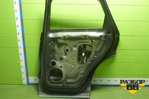 Дверь задняя правая (760833112A) для Volkswagen Touareg с 2018г (Туарег)