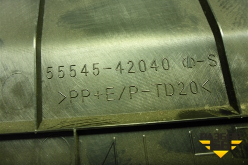 Накладка на торпедо (5554542040) для Toyota Rav-4 с 2012-2019г (Рав 4)