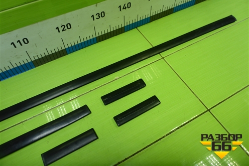 Молдинг крыши левый для Toyota Rav-4 с 2012-2019г (Рав 4)