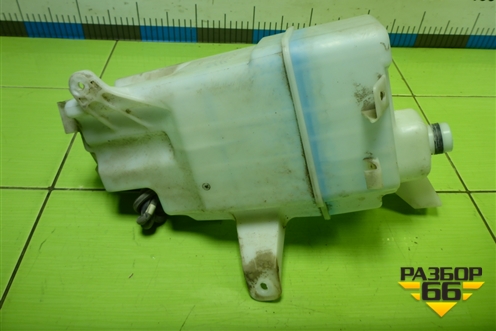 Бачок омывателя лобового стекла (060851422) для Toyota Rav-4 с 2012-2019г (Рав 4)