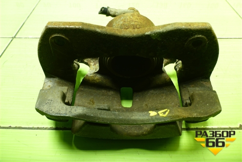 Суппорт передний левый для Toyota Rav-4 с 2012-2019г (Рав 4)