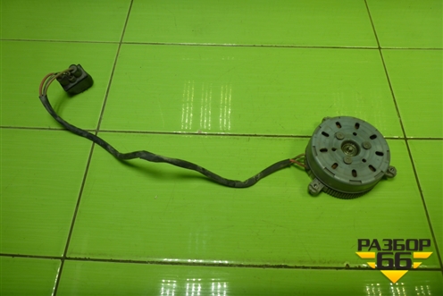 Моторчик вентилятора (5Q0121203CN) для Skoda Octavia (A7) с 2013г (Октавия)