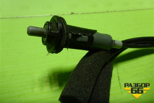 Трос открывания лючка бензобака для Toyota Rav-4 с 2012-2019г (Рав 4)