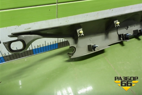 Накладка двери багажника (7680142220) для Toyota Rav-4 с 2012-2019г (Рав 4)