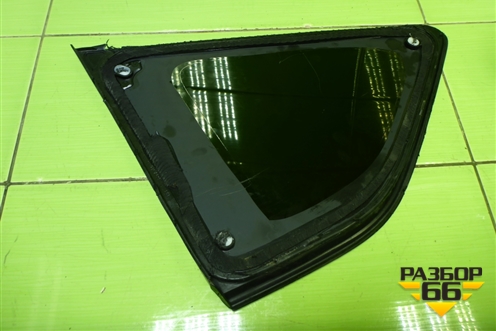 Стекло глухое правое для Toyota Rav-4 с 2012-2019г (Рав 4)