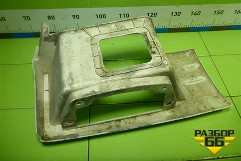 Корпус подножки правой (AZ16D424000022) для Sitrak C7H (С7Н)