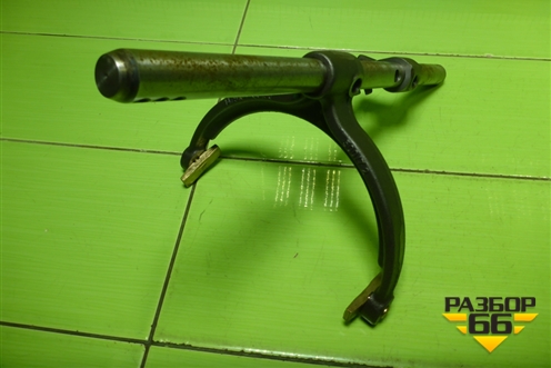 Вилка включения передачи (в сборе с валом) (1479104) для Scania 4 Series с 1995-2005г