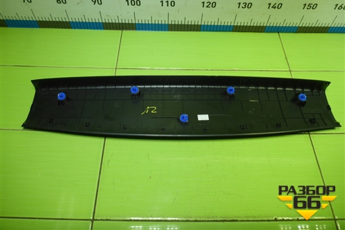 Обшивка двери багажника (верхняя) (81761D7000) для Hyundai Tucson с 2015-2022г (Туксон)