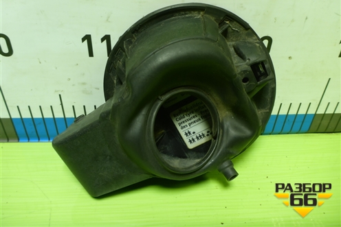 Лючок бензобака (3C5809857) для Volkswagen Passat (B6) с 2005-2010г (Пассат Б6)