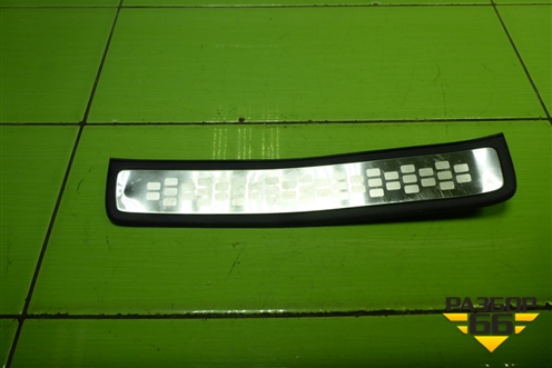 Накладка порога внутренняя заднего правого (84212SWAA012M1) для Honda CR-V(RE) с 2006-2012г (ЦРВ СРВ)