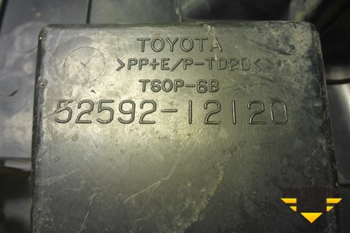 Пыльник заднего бампера левый (5259212120) для Toyota Corolla (E15) с 2006-2013г (Королла 150)