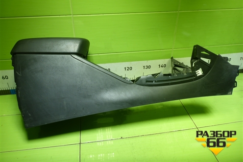 Подлокотник (5881142030) для Toyota Rav-4 с 2006-2013г (Рав 4)