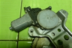Стеклоподъёмник электрический передний левый для Suzuki SX4 с 2006-2013г (СХ4)