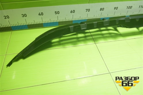 Решетка в передний бампер центральная (новая) (30G853671B) для Volkswagen Talagon с 2021-2026г