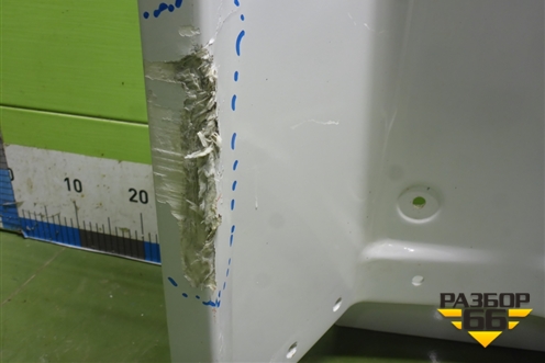 Корпус подножки левой (812W615100828) для Sitrak C7H (С7Н)