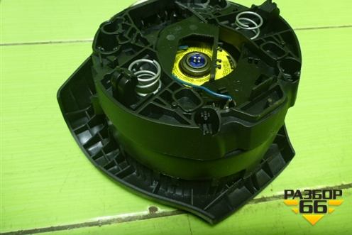 Подушка безопасности в рулевое колесо (3C8880201F) для Volkswagen Passat-CC с 2008г (Пассат ЦЦ)