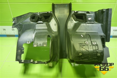Кожух рулевой колонки  нижний (812W614700027) для Sitrak C7H (С7Н)