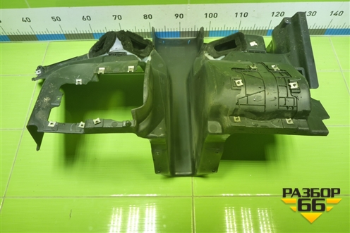 Кожух рулевой колонки  нижний (812W614700027) для Sitrak C7H (С7Н)