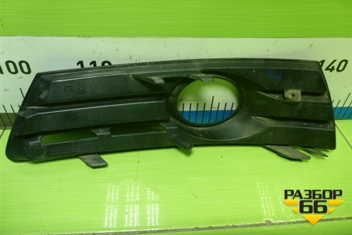 Накладка ПТФ правая (3C8853666C) для Volkswagen Passat-CC с 2008г (Пассат ЦЦ)