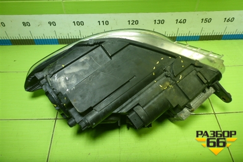 Фара правая (3C8941752C) для Volkswagen Passat-CC с 2008г (Пассат ЦЦ)