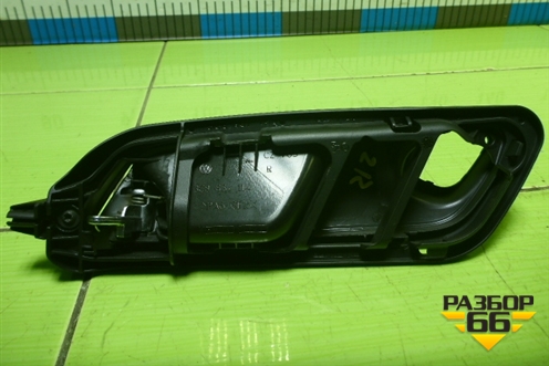 Ручка внутренняя двери задней правой (3C8837114) для Volkswagen Passat-CC с 2008г (Пассат ЦЦ)