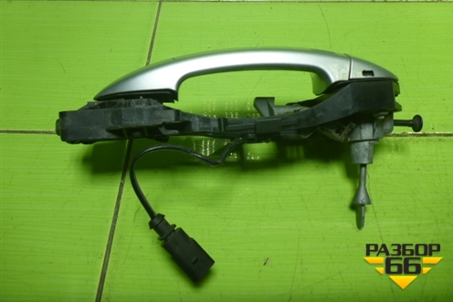 Ручка наружная двери передней левой (3С0837885) для Volkswagen Passat-CC с 2008г (Пассат ЦЦ)