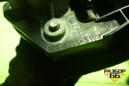 Ручка наружная двери передней левой (3С0837885) для Volkswagen Passat-CC с 2008г (Пассат ЦЦ)