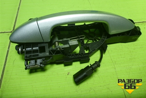 Ручка наружная двери задней левой (3C0837885J) для Volkswagen Passat-CC с 2008г (Пассат ЦЦ)