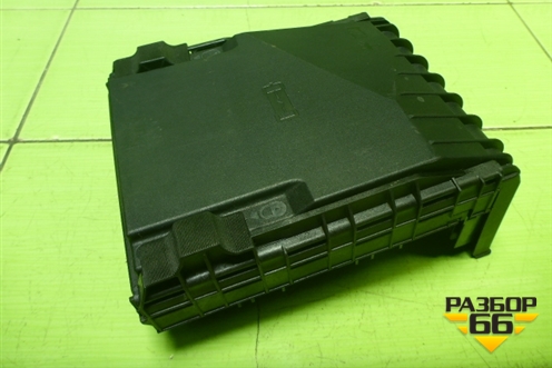 Блок предохранителей (3C0937125) для Volkswagen Passat-CC с 2008г (Пассат ЦЦ)