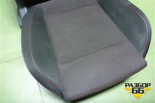 Сиденья комплект (без обогрева, без AIR BAG лифтбэк) для Skoda Rapid с 2013г (Рапид)