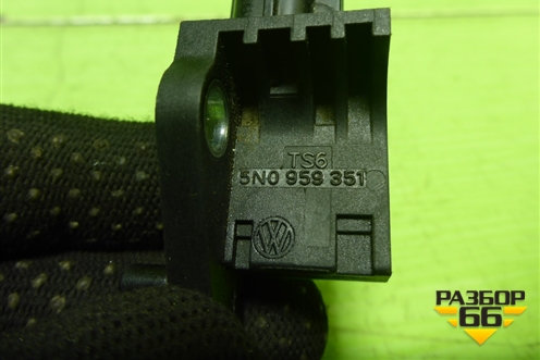 Датчик AIR BAG (5N0959351) для Volkswagen Passat-CC с 2008г (Пассат ЦЦ)