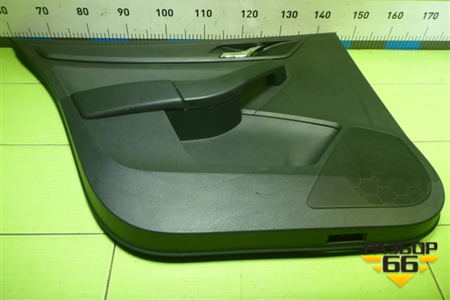 Обшивка двери задней левой под электрику (60U867023) для Skoda Rapid с 2013г (Рапид)