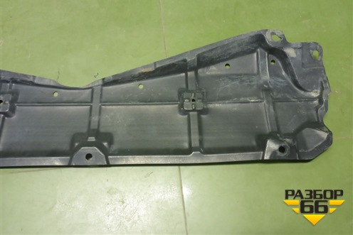 Пыльник двигателя центральный (5144142150) для Toyota Rav-4 с 2012-2019г (Рав 4)