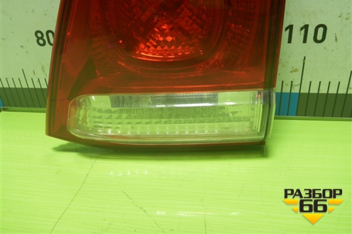 Фонарь задний внутренний правый (до 2012г) (8158160180) для Toyota Land Cruiser (200) с 2008г (Ленд Крузер)
