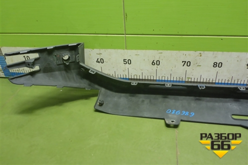 Накладка переднего бампера (7105029DRS0100) для GAC GS8 с 2021-2025г (ГС8)