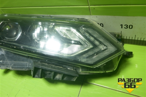 Фара правая (после 2019г галоген) (26010HV00B) для Nissan Qashqai (J11E) с 2013г (Кашкай)