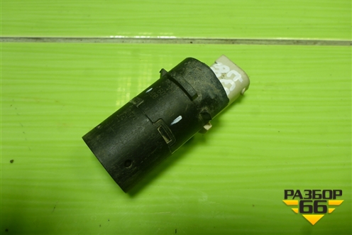 Датчик парковки (YDB500300) для Land Rover Discovery 3 с 2004-2009г (Дискавери)